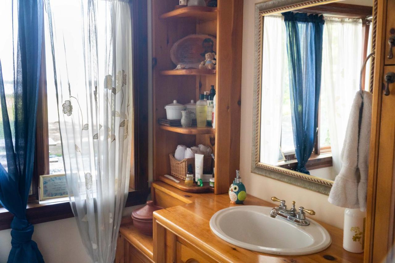 Gite O'Bordeleau (Adults Only) Luskville Extérieur photo